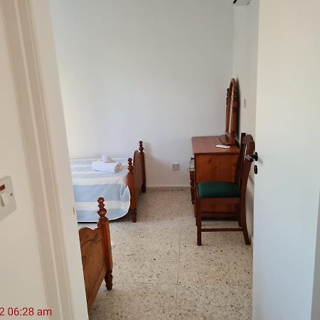 Latchi Area Apartments エクステリア 写真