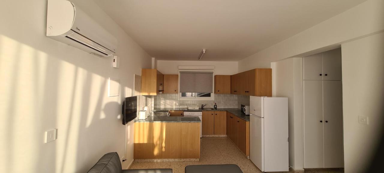 Latchi Area Apartments エクステリア 写真
